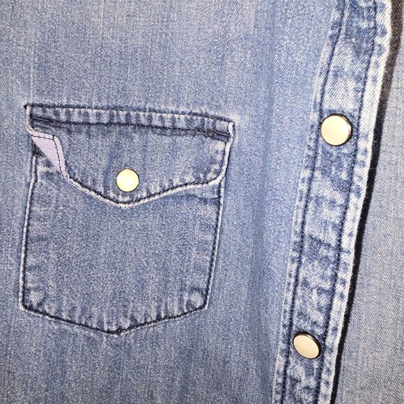 ๐Gap 1969 Western Denim Shirt - Classic Light Wash - XL Tall - Picture 7 of 10